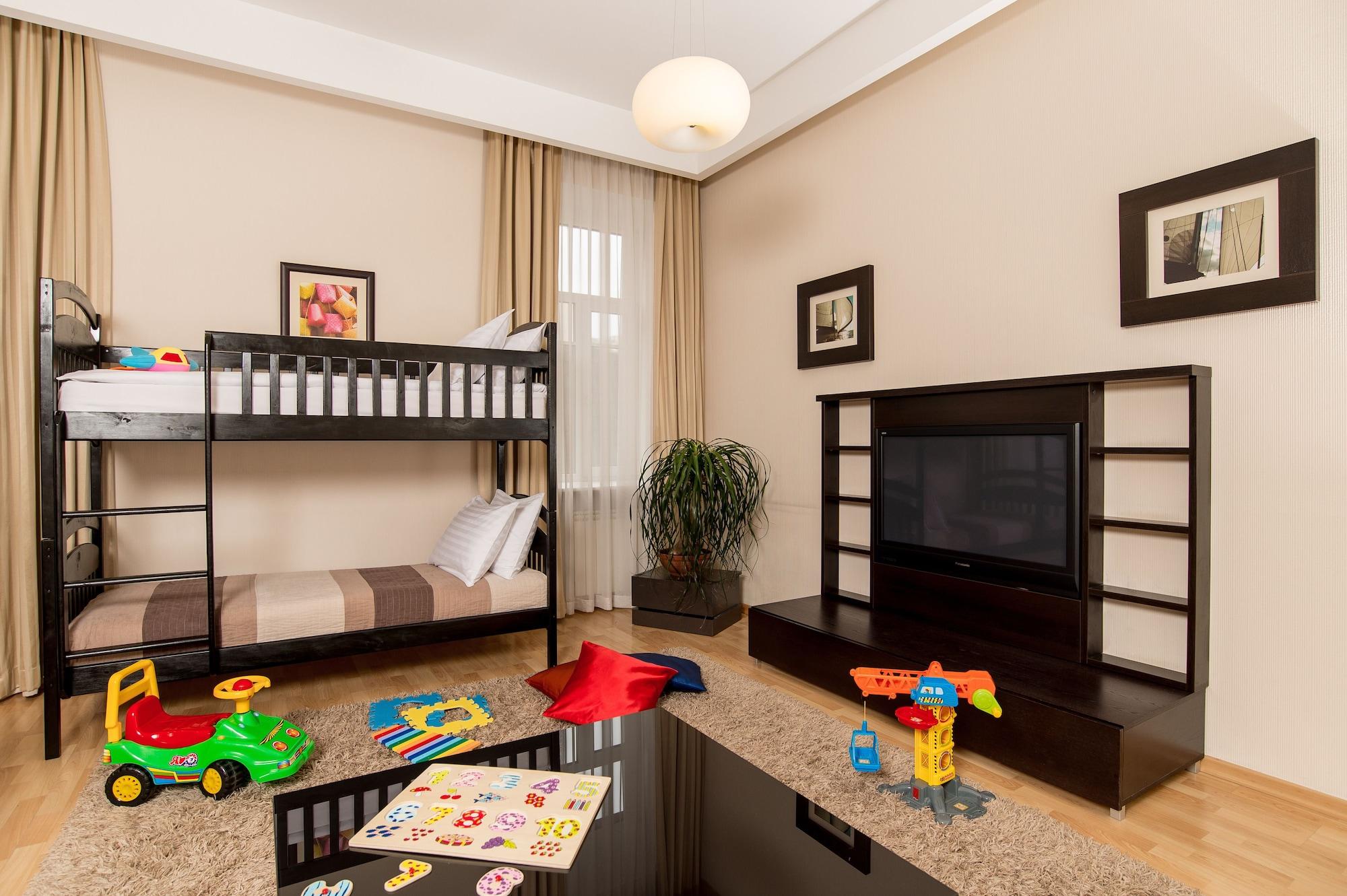 Апарт-отель Senator Victory Square 4*