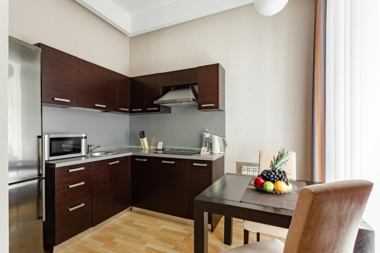 Aparthotel Senator Victory Square 4*