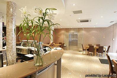 Апарт-отель Senator Victory Square 4*